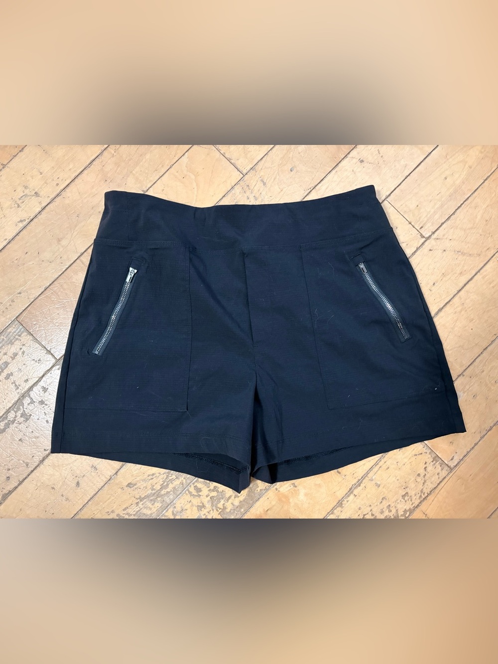 Athleta Black High-Rise Zipper Pocket Athletic Shorts